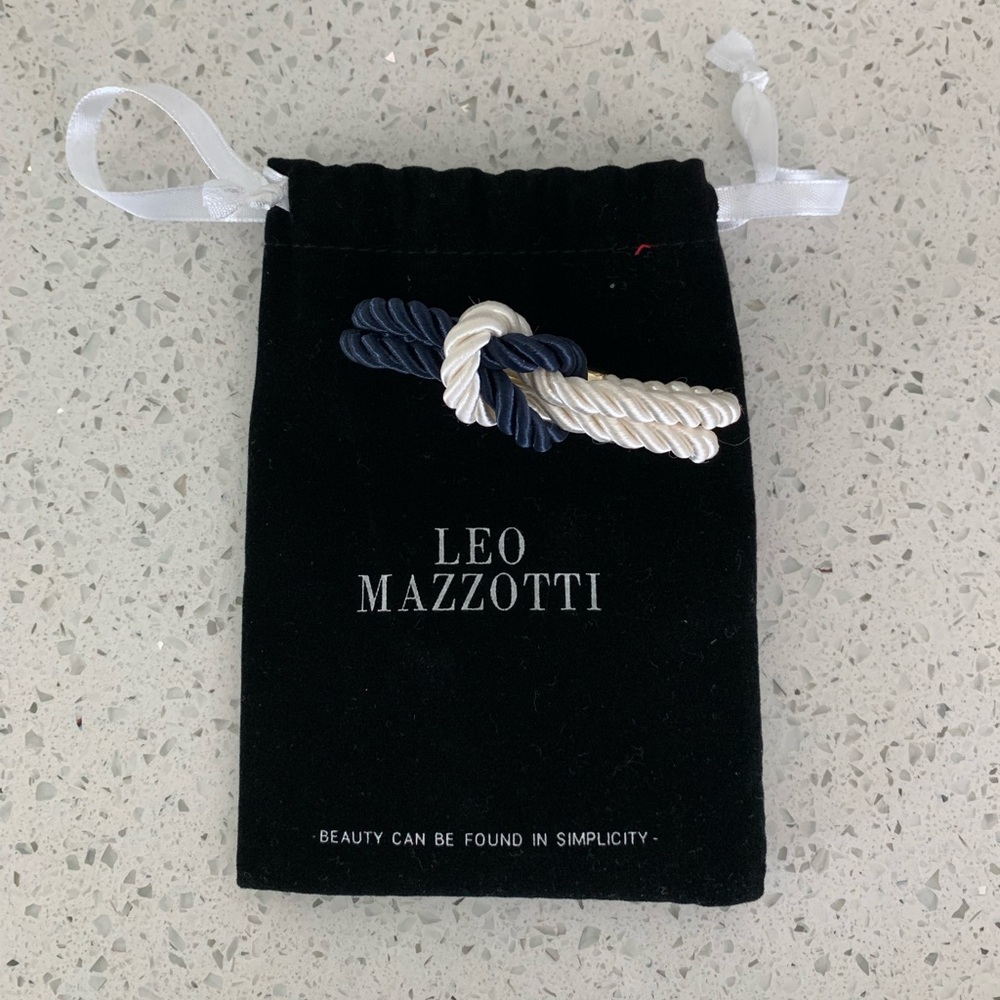 NWT Leo Mazzoti Blue & White Bracelet
